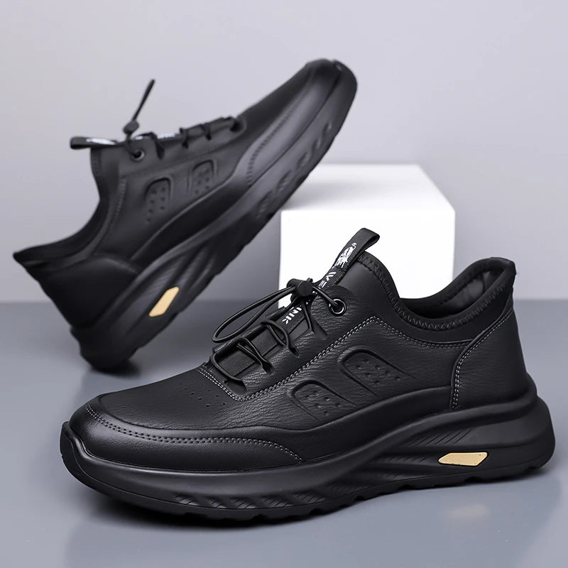 Men's Sports Shoes with Soft Leather Soles Low Heel Round Toe Laced Design New High-quality Fashionable Running Shoes.